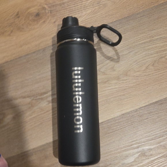 lululemon athletica Black Water Bottle - Picture 1 of 4